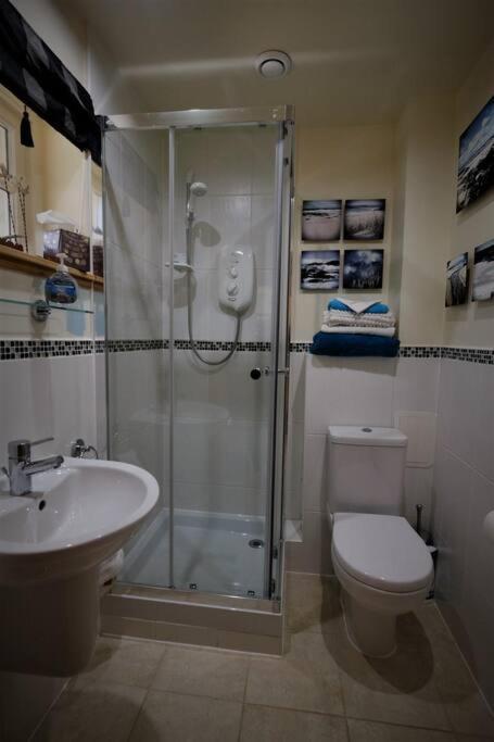 Loch Lomond Unique Selfcontained Bed+Bathroom Alexandria Eksteriør bilde